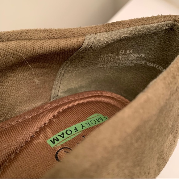 Dark olive memory foam flats - Picture 3 of 3